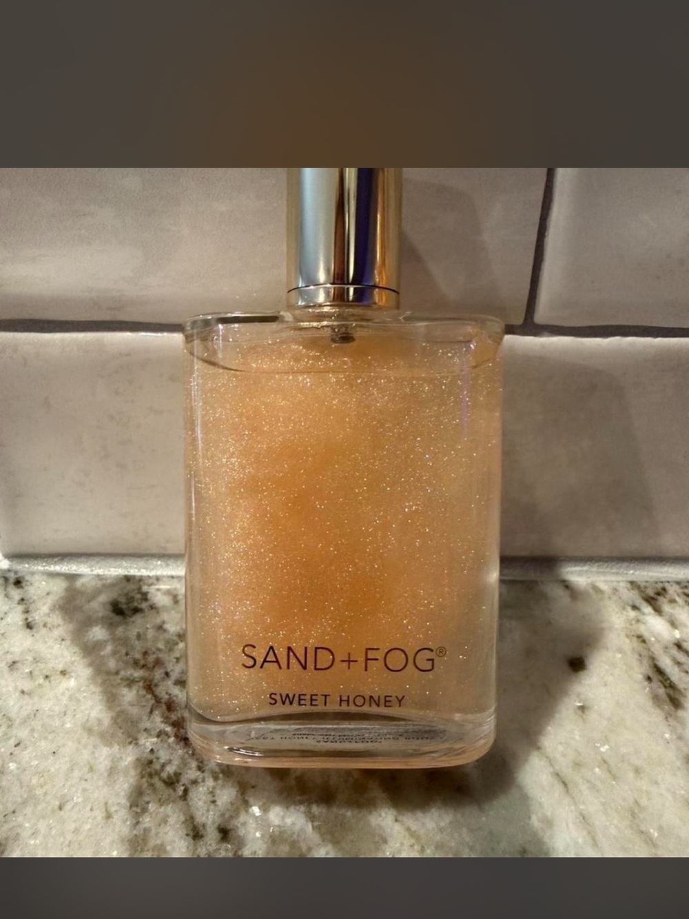 SAND+FOG Sweet Honey Illuminating Body Oil